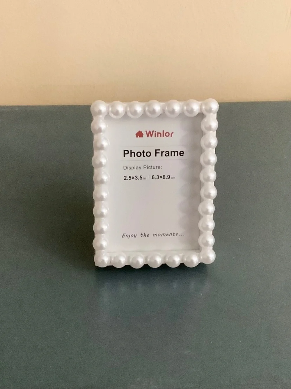 2.5” x 3.5” white pearl frame